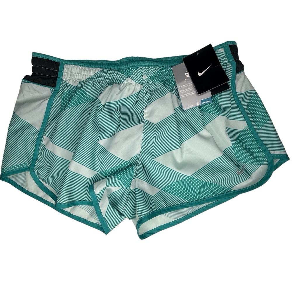 Nike Women's Athletic Shorts in Teal and Black Size Large